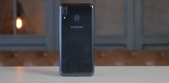 Samsung Galaxy M20: перезавантаження бюджетного сегменту – фото 3