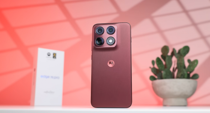 Обзор Motorola Edge 70 Pro производительность