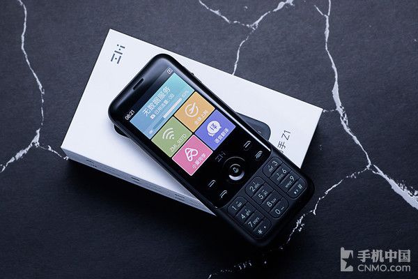 Xiaomi вывела на рынок Travel Assistant Z1: мобилка, переводчик, GPS-трекер и Power Bank в одном корпусе – фото 2