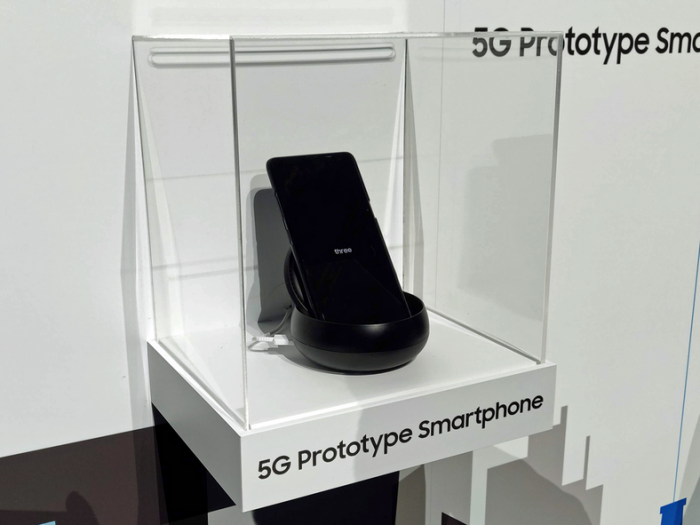 Samsung привезла на CES 2019 прототип 5G-смартфона – фото 3