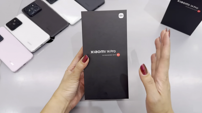 Комплектація Xiaomi 14 Pro