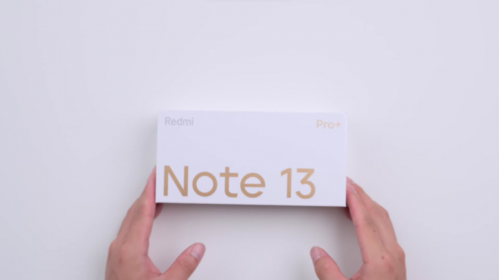 Упаковка Redmi Note 13 Pro+