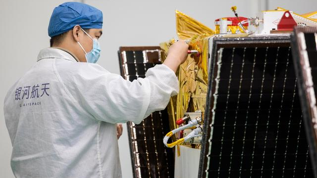 Китайцы хотят запустить свой флот спутников для конкуренции с Starlink – фото 1
