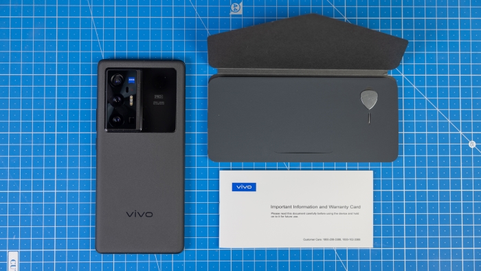 Документация в комплекте Vivo X70 Pro+