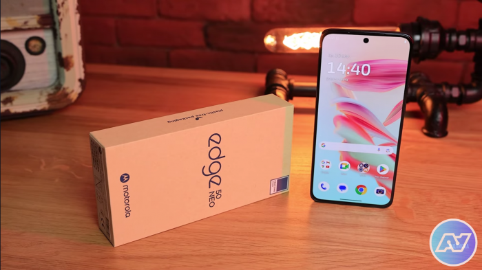 Зовнішній вигляд Motorola Moto Edge 50 Neo