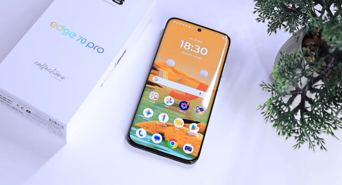 Обзор Motorola Edge 70 Pro матрица