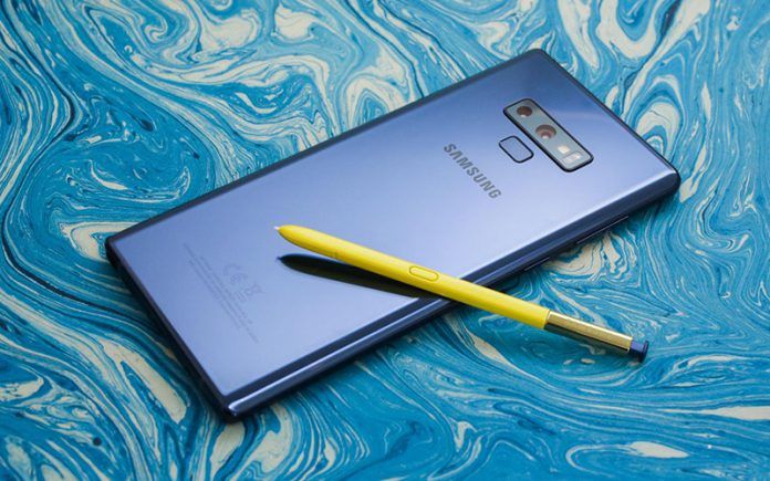 Кто дольше продержится Samsung Galaxy Note 9, OnePlus 6 или Huawei P20 Pro? Тест автономности 5 флагманов – фото 1