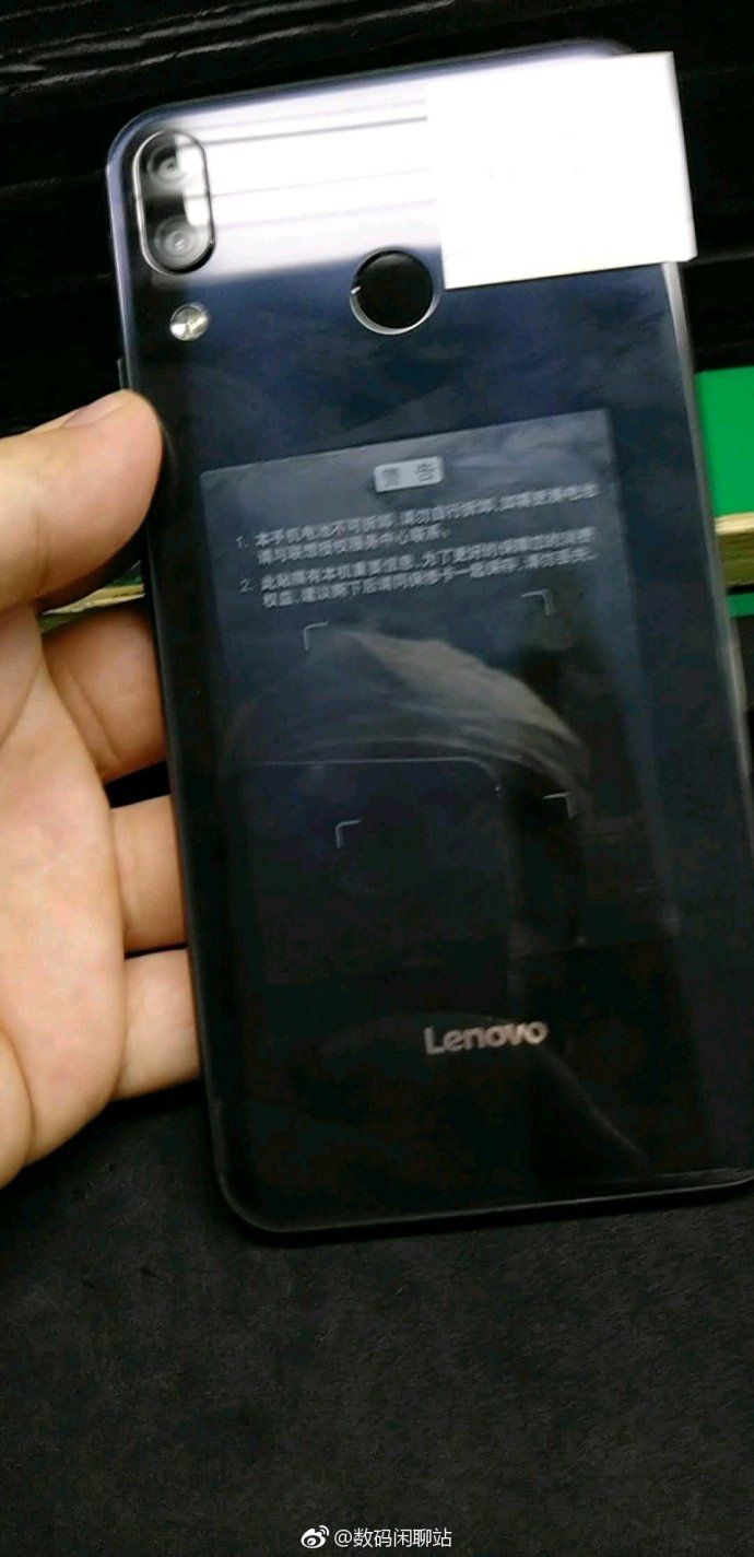 Lenovo Z5 вже показали на "живих" фото, як вам дизайн? – фото 3