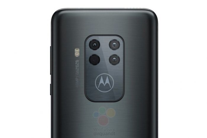Motorola One Zoom: Snapdragon 675, четыре камеры и емкая батарейка
