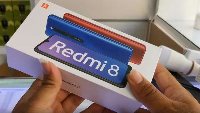 Видео: распаковка Redmi 8