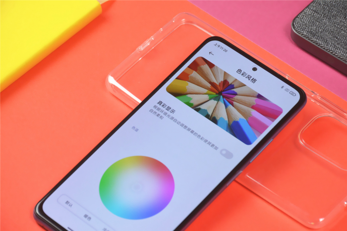 Новинки от Xiaomi: OLED с высокой герцовкой, стильный дизайн и экранный сканер отпечатка пальца нового поколения – фото 1