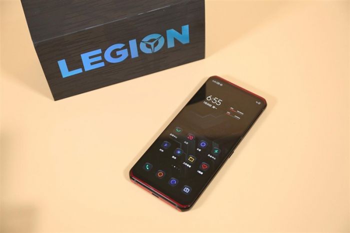 Можно ли lenovo legion заряжать через usb c