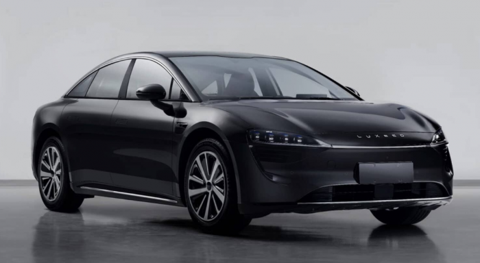 Huawei выходит на рынок электромобилей – Luxeed S7 станет конкурентом Tesla Model S? – фото 2