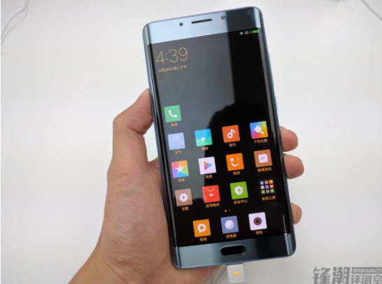 Xiaomi Mi Note 2 в новом цвете поступил в продажу – фото 1