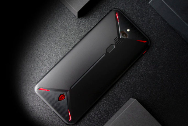 OnePlus 7 Pro не обошел по производительности Xiaomi Mi 9 и Meizu 16s – фото 1