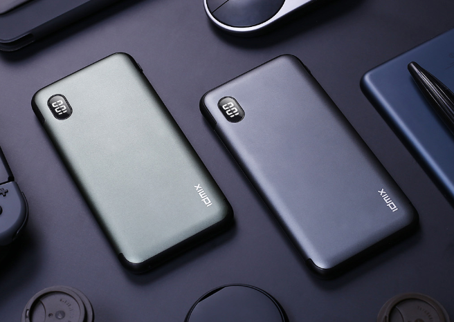 Xiaomi создала портативный аккумулятор специально для iPhone c Lightning – фото 1