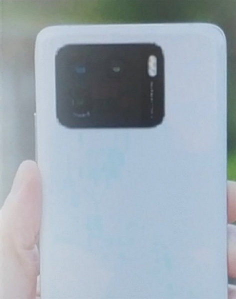 Фото Xiaomi Mi 11 Pro: фейк чи так і виглядатиме флагман? – фото 2