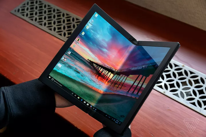 Lenovo представила первый в мире ноутбук с гибким экраном – фото 2