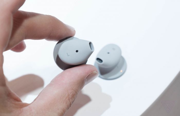 Microsoft представила беспроводную гарнитуру Surface Earbuds – фото 4