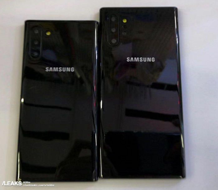 сравнили размер Samsung Galaxy Note 10 и Galaxy Note 10+