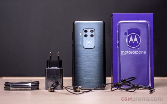 Анонс Motorola One Zoom: флагманские фото по средней цене
