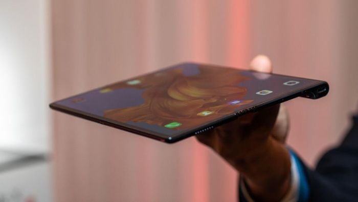 Анонс Huawei Mate X: гибкий экран, 5G и ультрабыстрая зарядка – фото 11