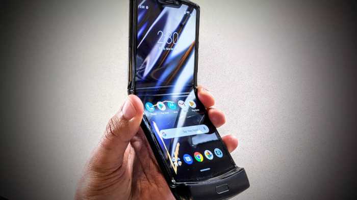 Motorola может показать второе поколение обновленного RAZR уже 9 сентября – фото 2