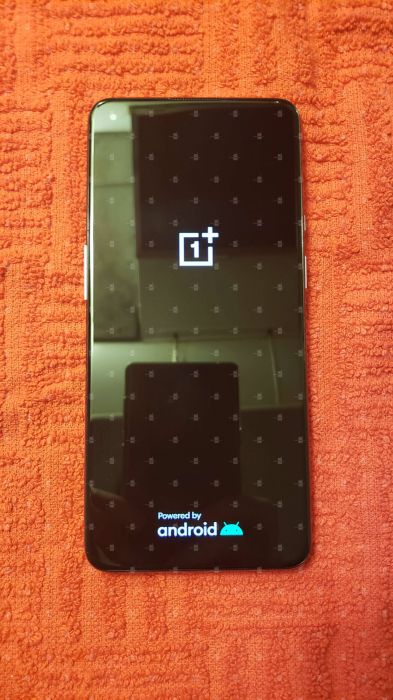 Фото OnePlus 9: симпатичний, але не розбурхує – фото 5