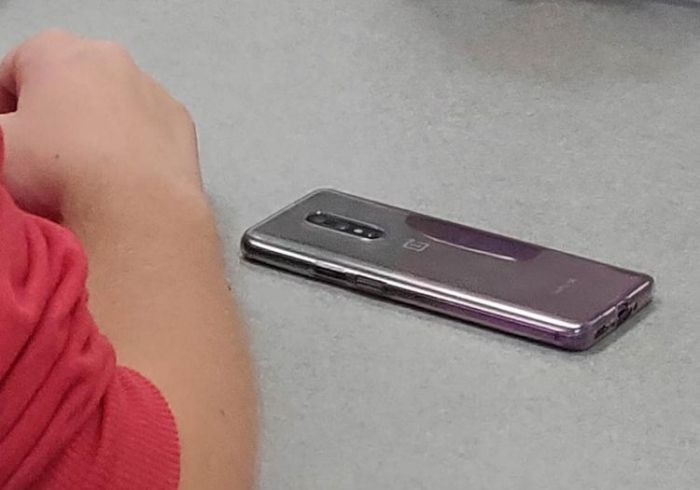 Фотопост: как выглядит OnePlus 8 «вживую» – фото 2