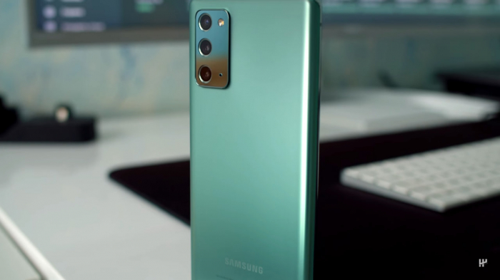 Летняя распродажа Samsung Galaxy Note 20: флагман со стилусом всего за 9930 – фото 1
