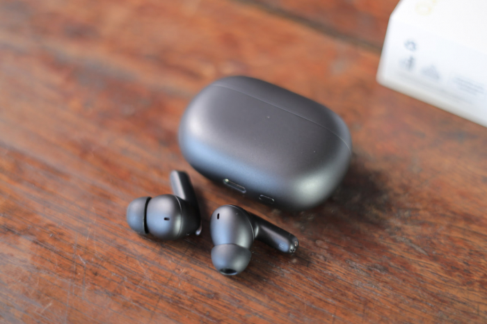 Гарячий розпродаж Redmi Buds 4 Pro: топові навушники з двома драйверами та шумозаглушенням за 2 290 – фото 2