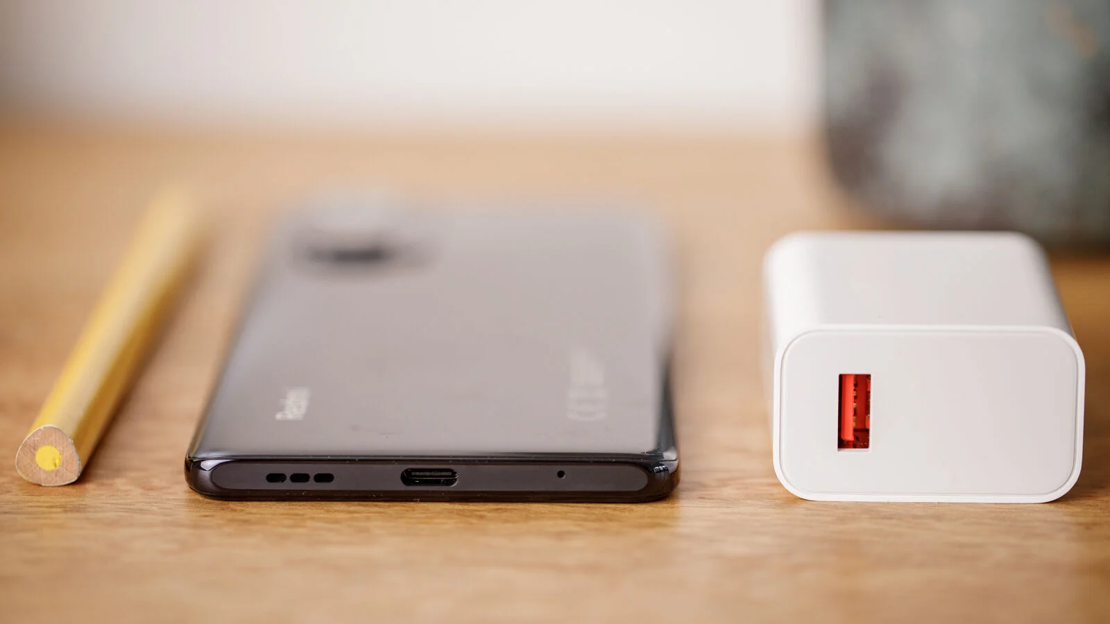 100 Вт — на такій потужності можна буде заряджати смартфони із сімейства Redmi Note – фото 1