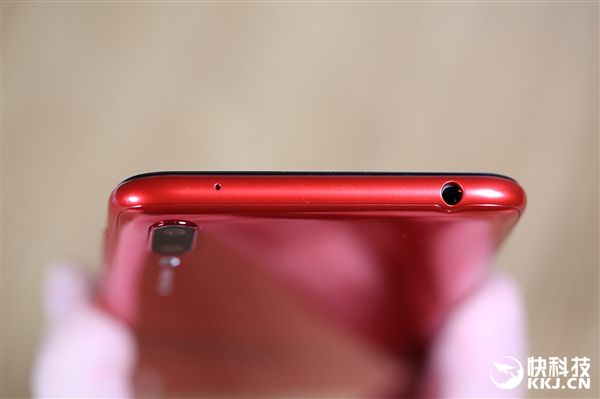 Дебютировал Huawei Enjoy 9 с чипом Snapdragon 450 и батарейкой на 4000 мАч – фото 7
