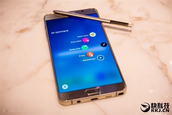 Samsung Galaxy Note 6 будет использовать RGB-OLED дисплеи в обеих своих версиях – фото 1