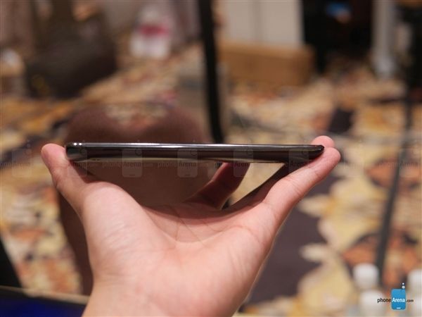 LG K7 – смартфон начального уровня с флагманским дизайном и завышенным ценником – фото 7