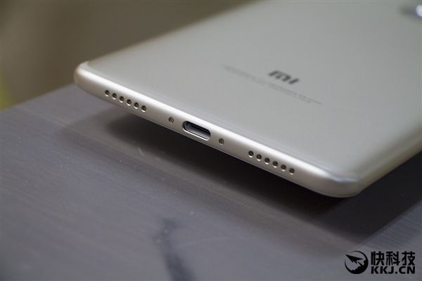 Xiaomi Mi Max 2: спорное продолжение фаблета с  Snapdragon 625 и датчиком изображения от Xiaomi Mi6 – фото 13