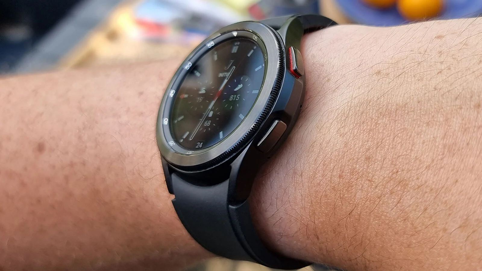 Samsung обещала выпустить достойную альтернативу Apple Watch. Galaxy Watch 4 именно такие? – фото 2
