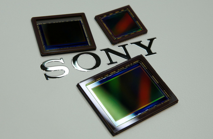 Як санкції для Huawei вдарили по Sony – фото 1