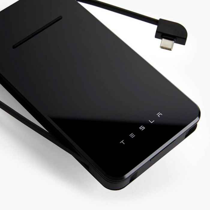 Аккумулятор Tesla позволит заряжать смартфоны без проводов – фото 3