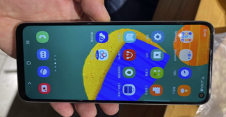 Samsung Galaxy F52 5G показали на "живих" знімках