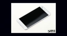 «Живые» фото неанонсированного HTC One X9 выложили в сеть