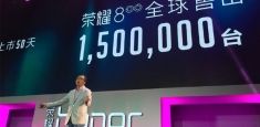 Продажи Honor 8 достигли 1,5 миллиона смартфонов