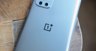 OnePlus 10R lit up in a promotional image: where is the self-identity?