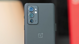 Легендарний OnePlus 9RT від 9 380 з промокодом від Androprice. Найкращий флагман за копійки!