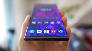 Samsung Galaxy S24 може отримати революційний дисплей та ще декілька цікавих фішок