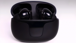 Навушники з дисплеєм як у Apple Airpods 4 Pro вже в Україні!